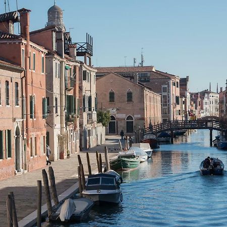 Art Painting Apartment With Canal View Venice Luaran gambar